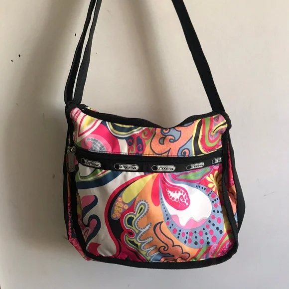 LE SPORTSAC Nylon Crossbody Bag With Adjustable St - Picture 8 of 8